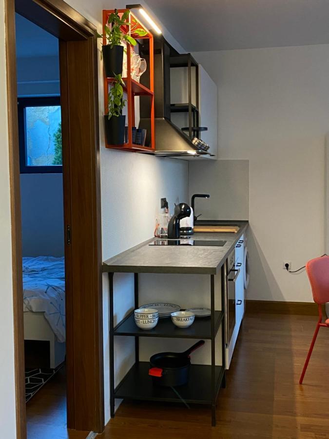 Cozy Red Bulldog Place In Apart-Complex/Pool Varna Exteriér fotografie